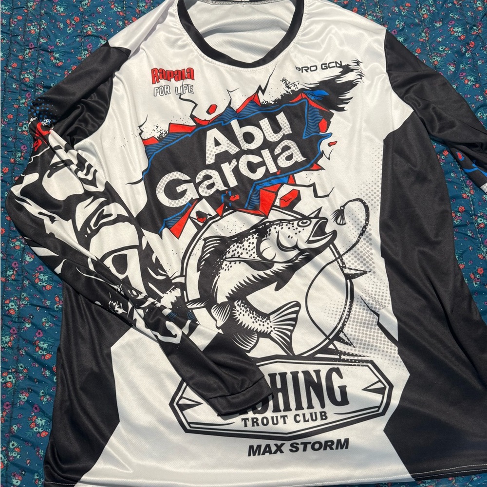 Abu Garcia Men's Long Sleeve Fishing Shirt - Black and White
